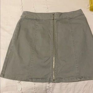 grey denim skirt